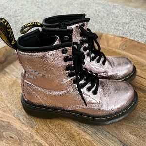 Girls doc martins combat boots